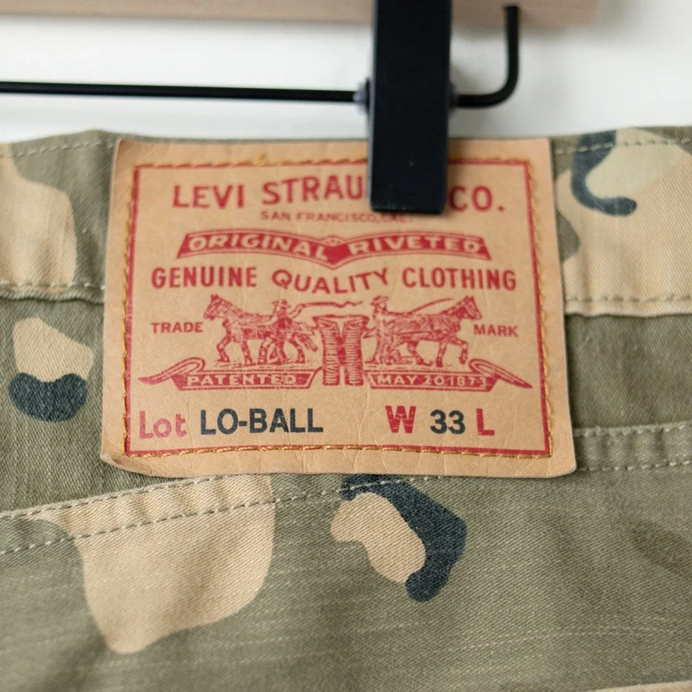 Levi's Lo-Ball Camo Slim Jeans Pants Mens 33 Green Distressed Ripped Camouflage